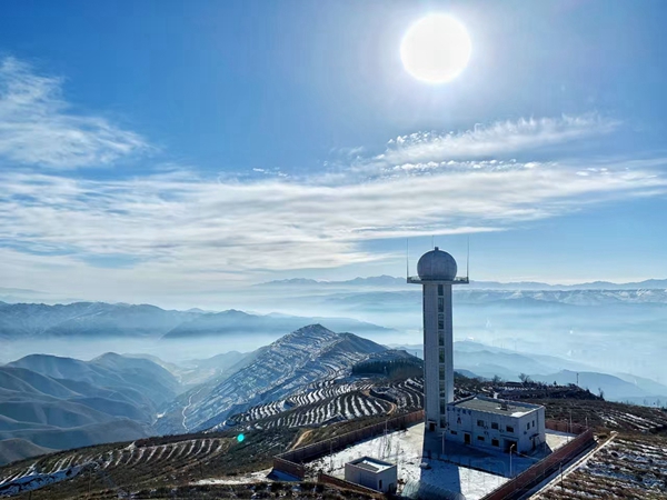 云端的泮子山雷达站3